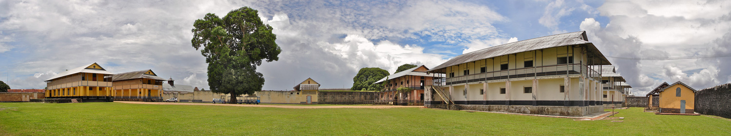 Place centrale - camp de la Transportation - St-Laurent du Maroni - Guyane